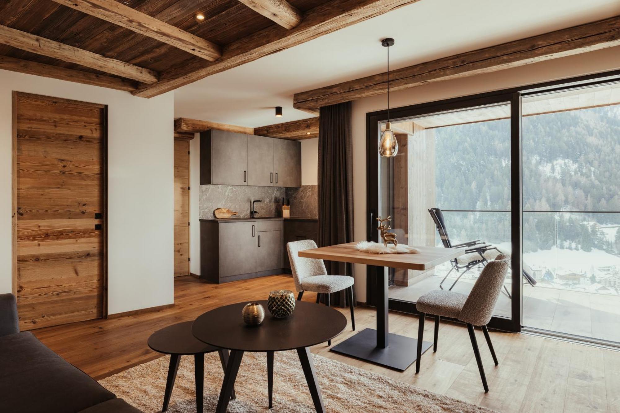Luxury Chalet P Ortisei Exterior foto