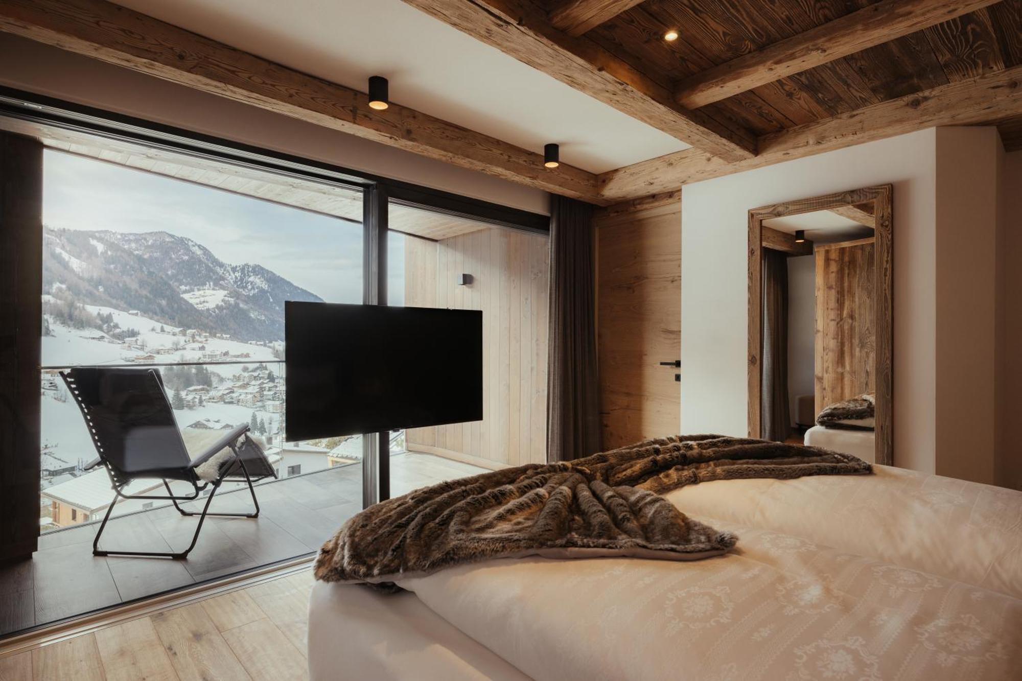 Luxury Chalet P Ortisei Exterior foto