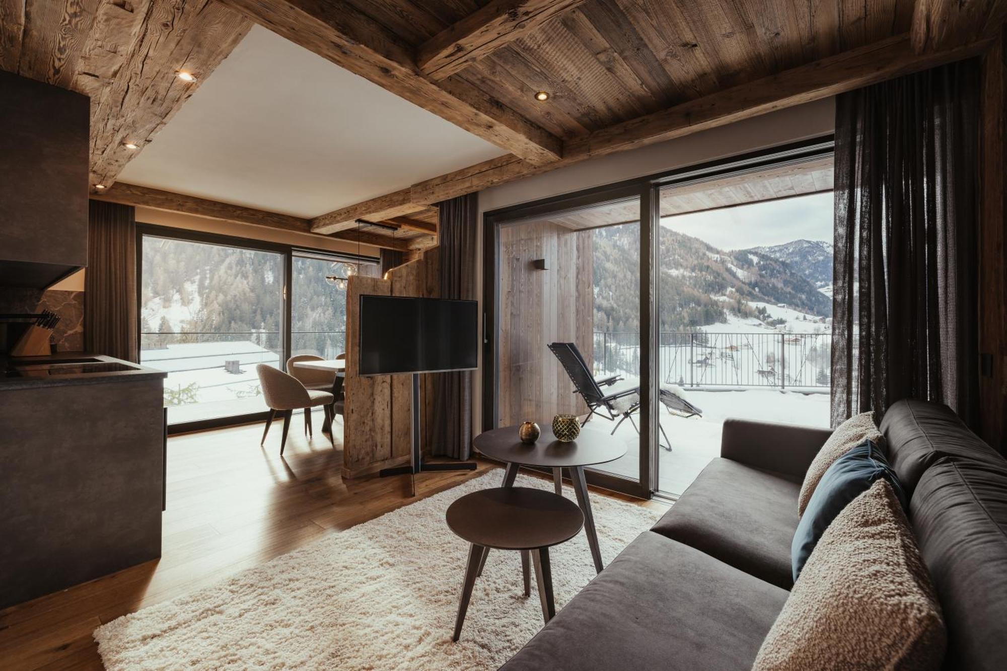 Luxury Chalet P Ortisei Exterior foto